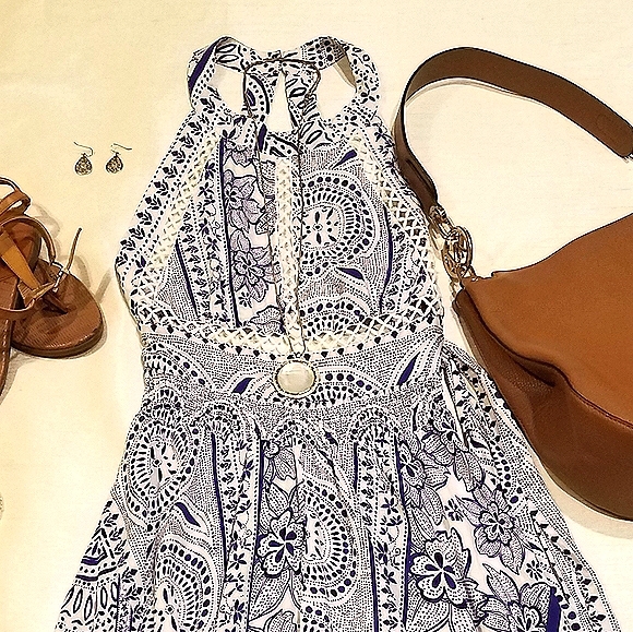 Silver sculpted earrings - Picture 6 of 8